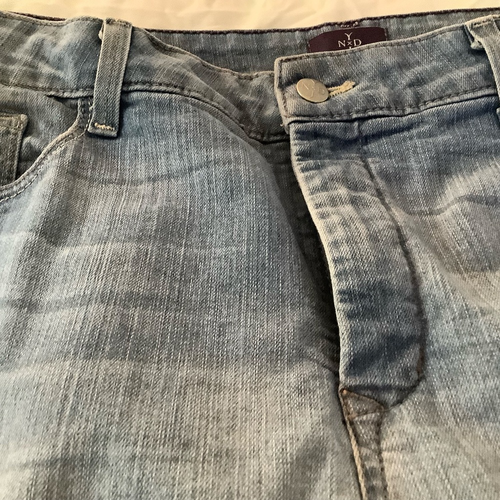 NYDJ 18W light wash denim jeans preowned